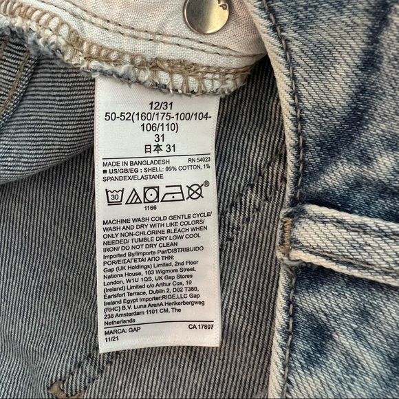 Gap 5” Denim Shorts Distressed Size 12 - Picture 8 of 8